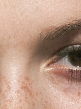 How To Get Long Luscious Lashes Article