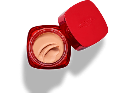 Face Care Red Cream Revitalift Open Jar