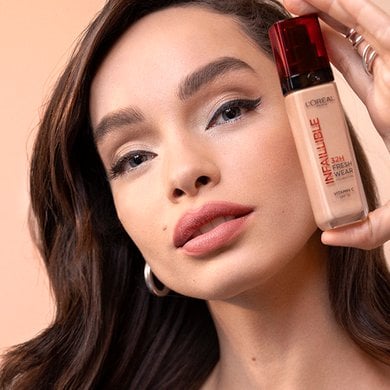 02 Vignettes  Article A Foundation To Enhance All Your Beauty Looks