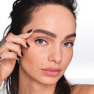 03 Vignettes  Article Products To Sculpt Your Eyebrows Like An Artist